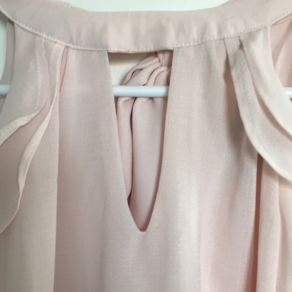 XS V neck tie blouse - Picture 4 of 5